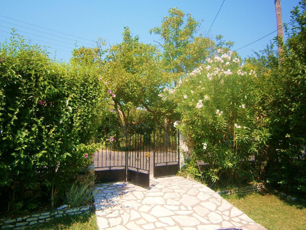 Villa Frias Asprogerakata Oda fotoğraf