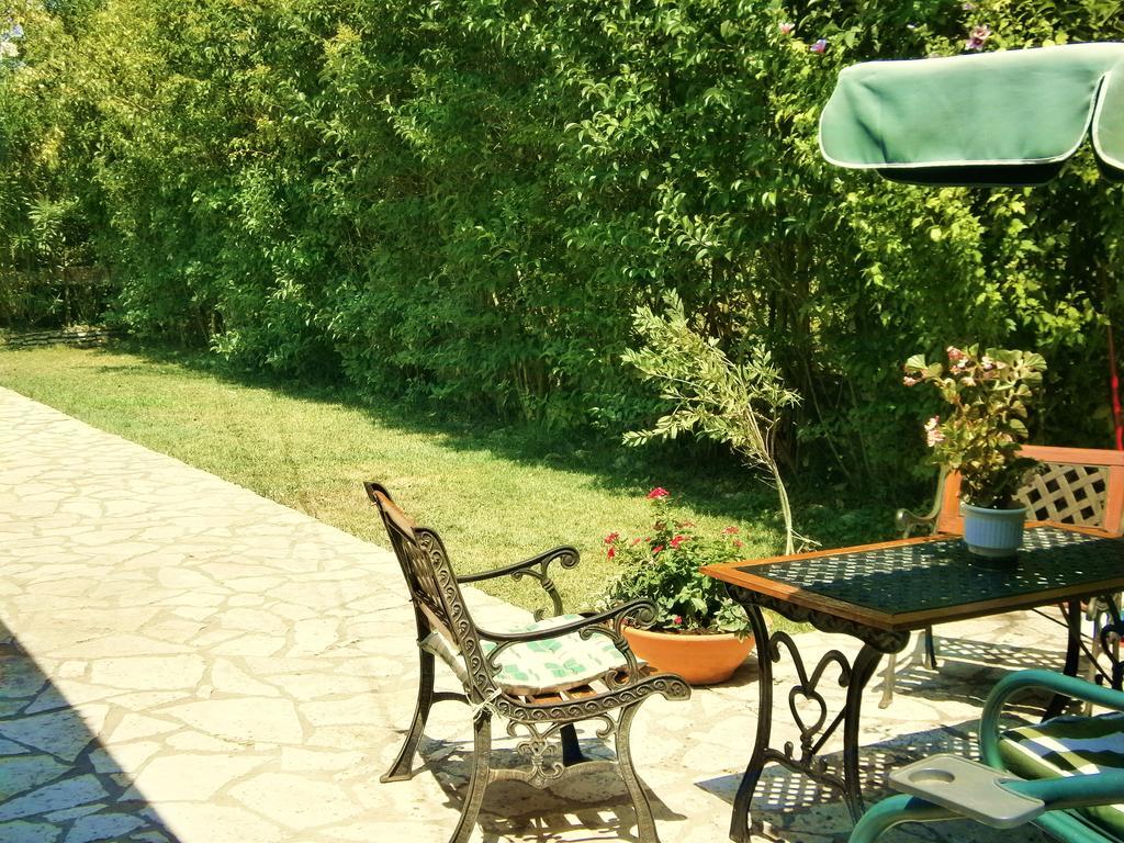 Villa Frias Asprogerakata Oda fotoğraf