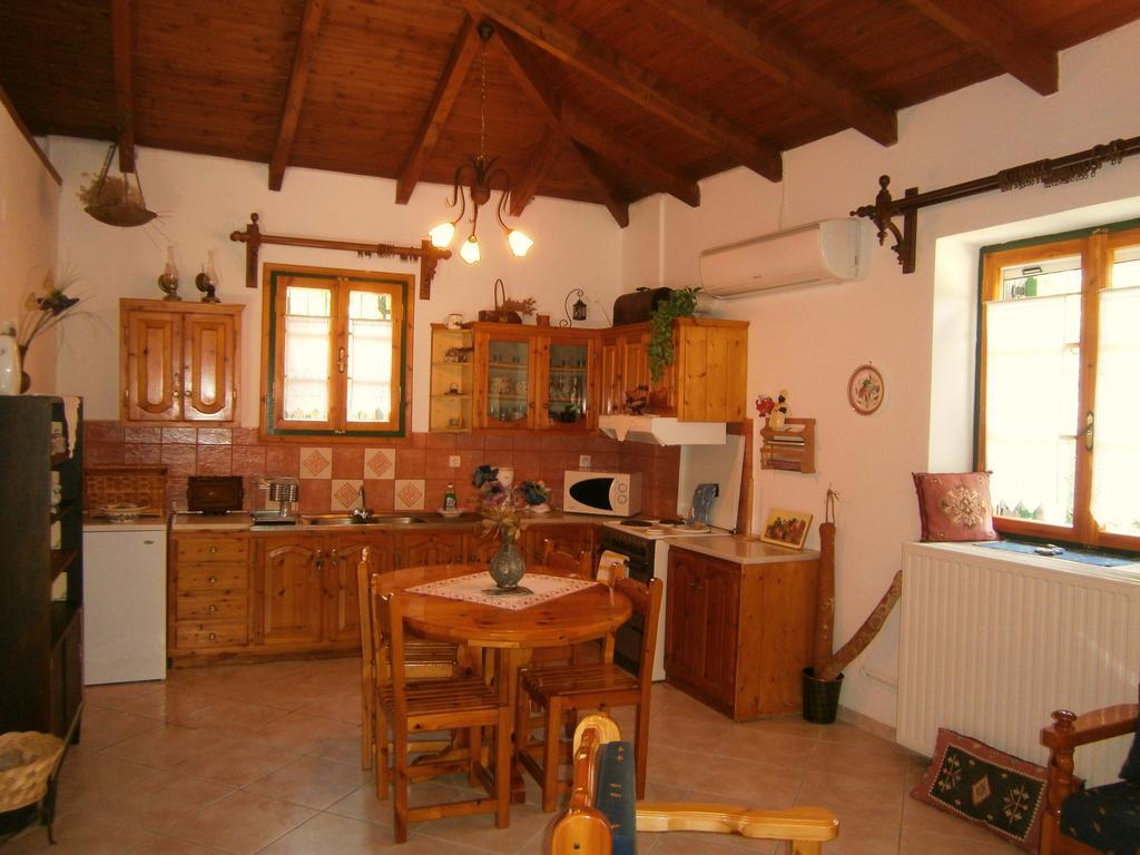 Villa Frias Asprogerakata Oda fotoğraf